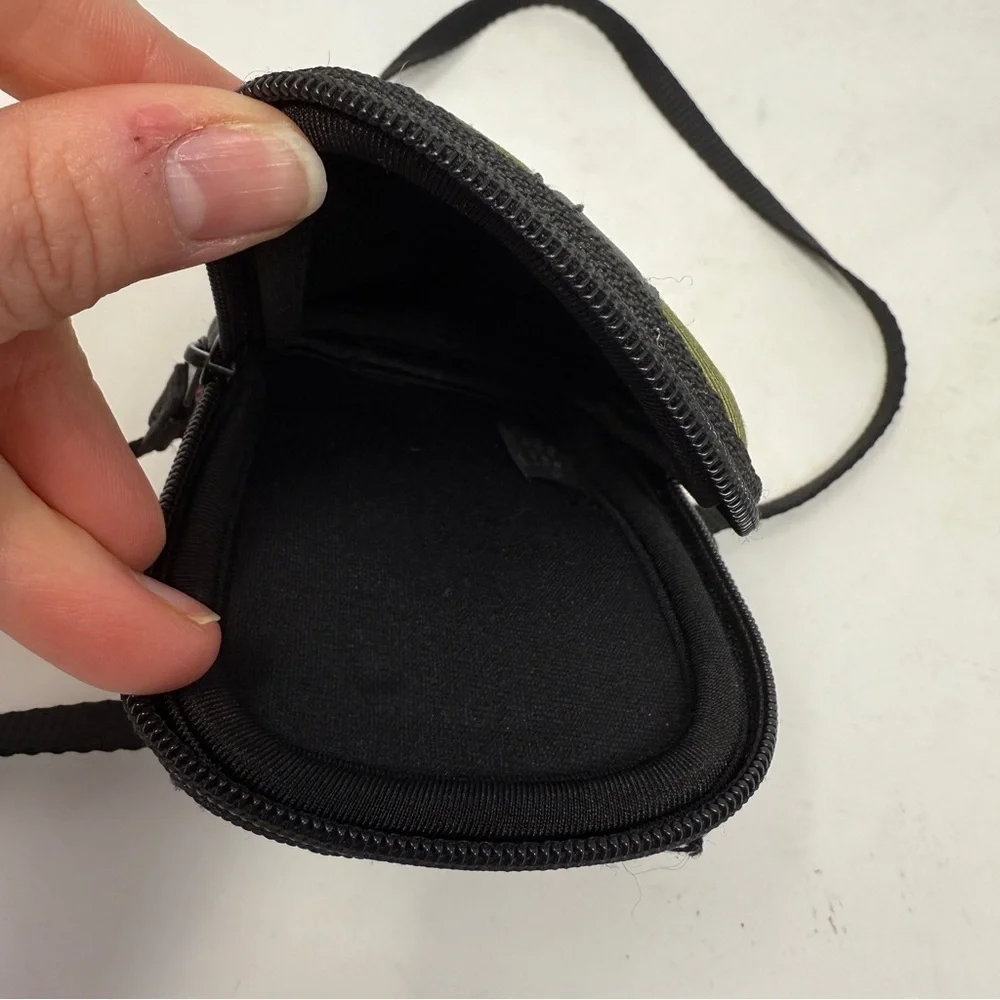 Tamrac Neo Digital 14 mini padded zip pouch with neck strap